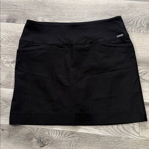 S.C. & CO. Women’s Pull-on Black Skort XL